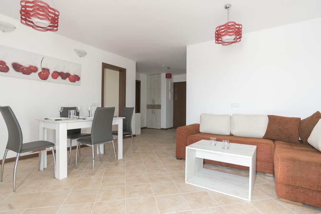 Oasis Resort & Spa Cozy Apartments Lozenets Bagian luar foto